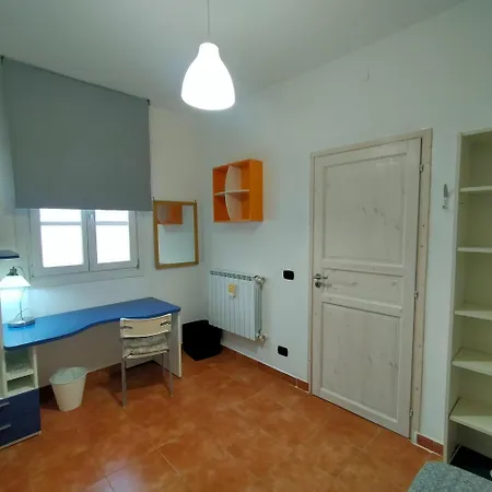 Dimora Turistica Via Dei Mille 37 * בארי