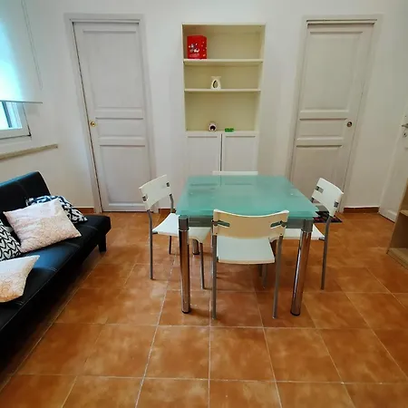 Apartment Dimora Turistica Via Dei Mille 37 *